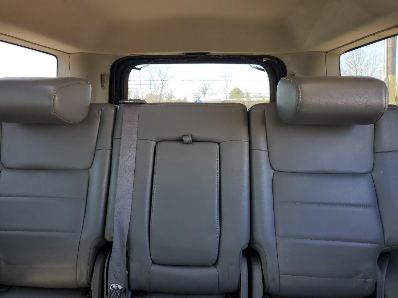 Jeep Commander Image 13