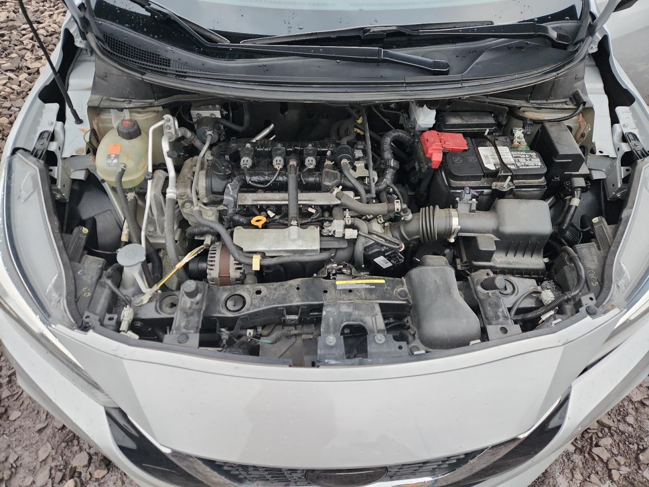 Nissan Versa Sv Image 9