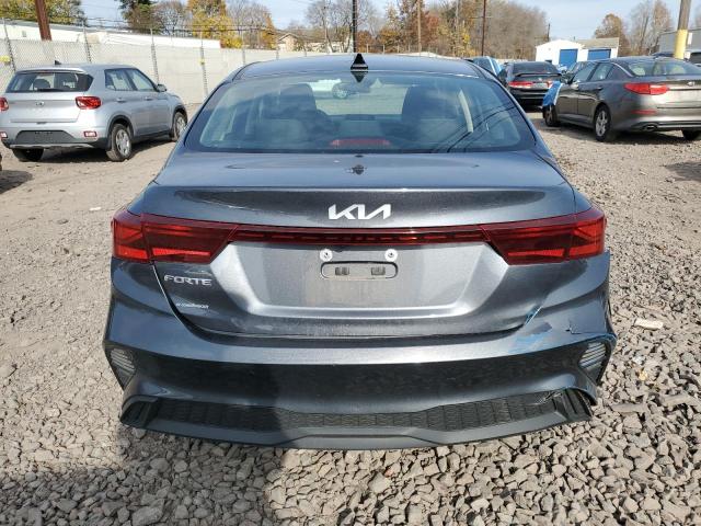 Kia Forte Fe Image 9