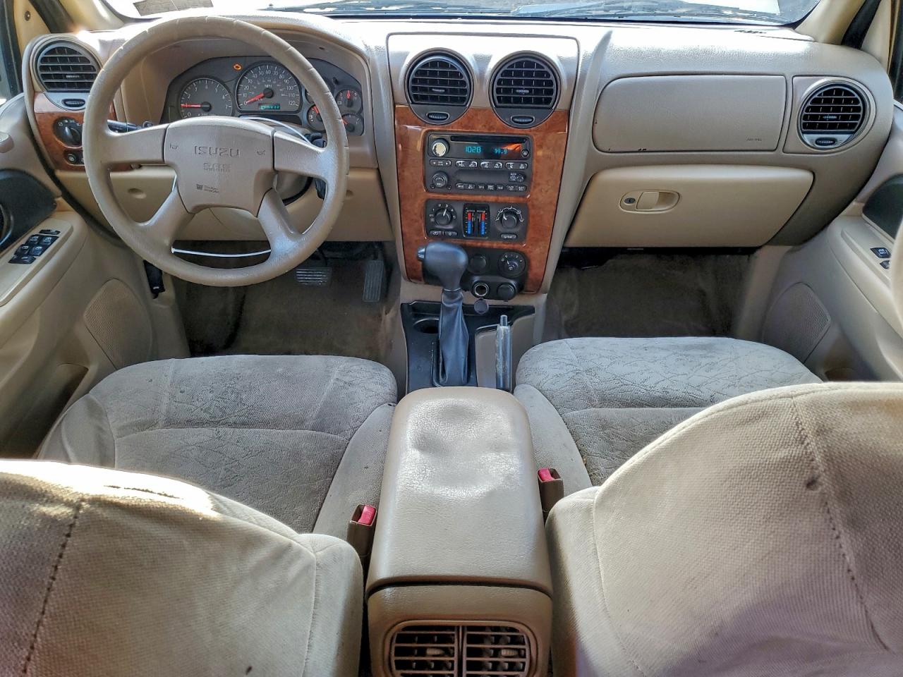 Isuzu Ascender S Image 9