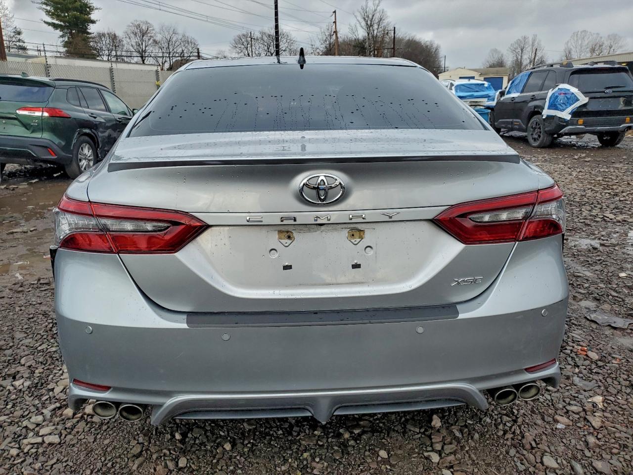 Toyota Camry Xse Image 8