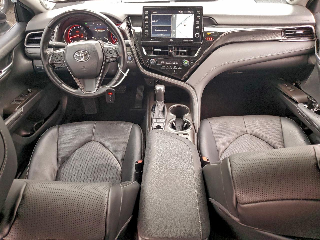 Toyota Camry Xse Image 10