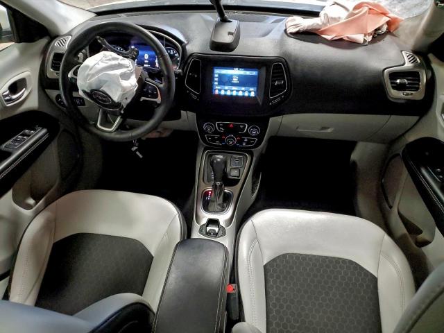 Jeep Compass Latitude Image 13