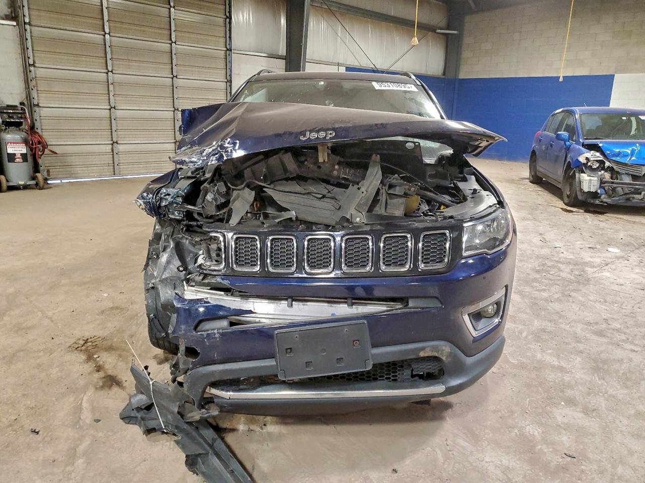 Jeep Compass Limited Image 3