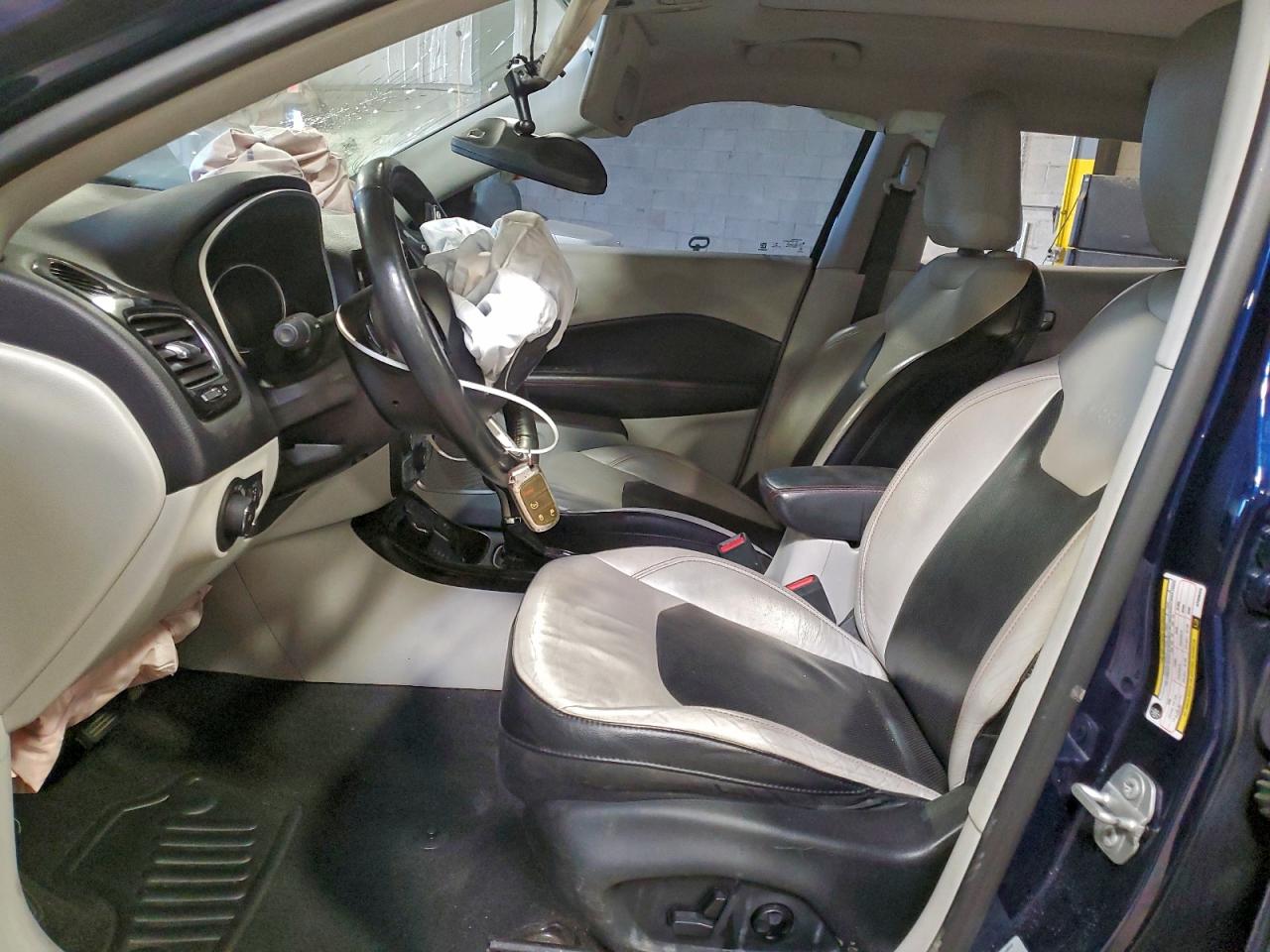 Jeep Compass Limited Image 13