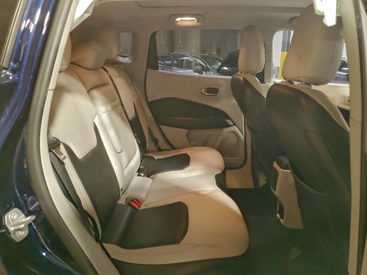 Jeep Compass Limited Image 10