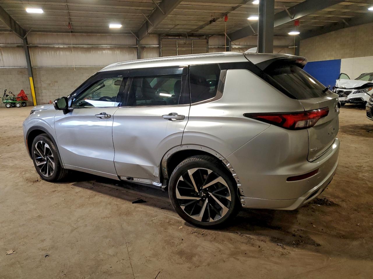 Mitsubishi Outlander Sel Image 3