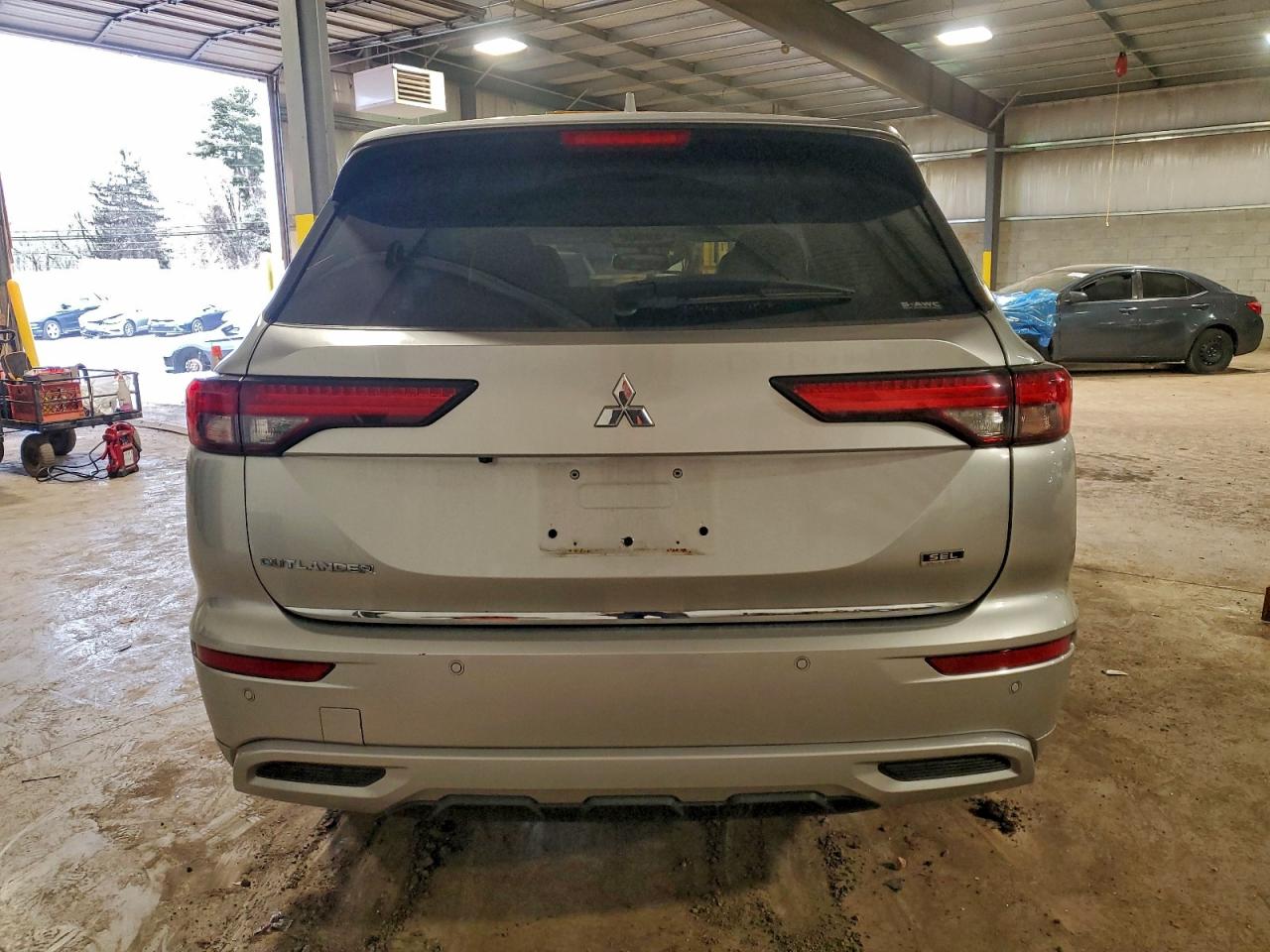 Mitsubishi Outlander Sel Image 6