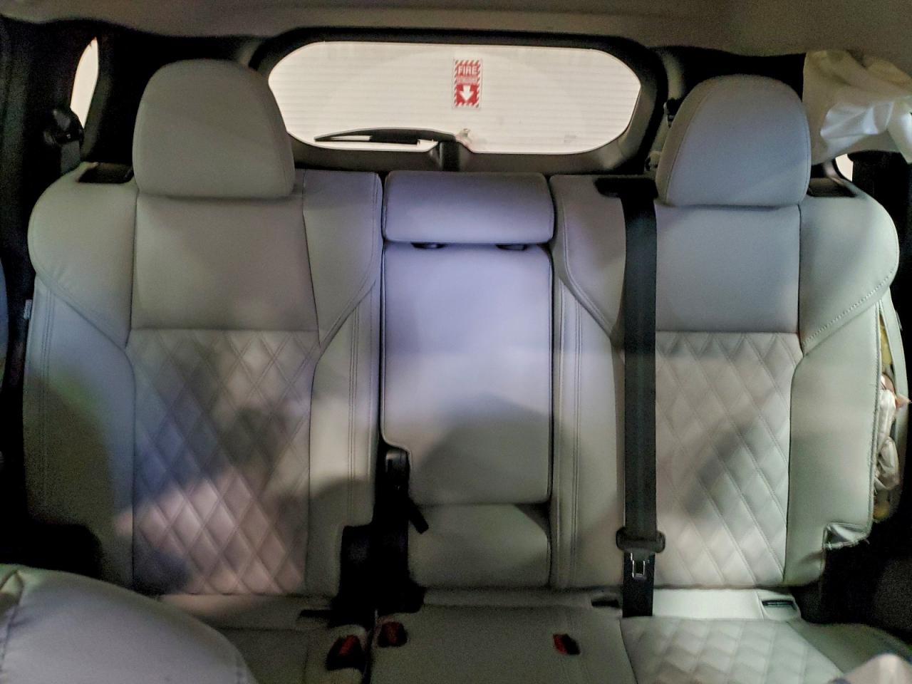 Mitsubishi Outlander Sel Image 10