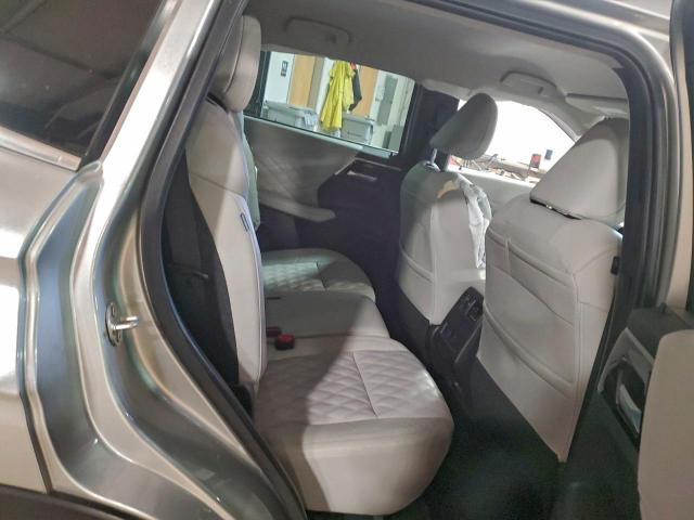 Mitsubishi Outlander Sel Image 11