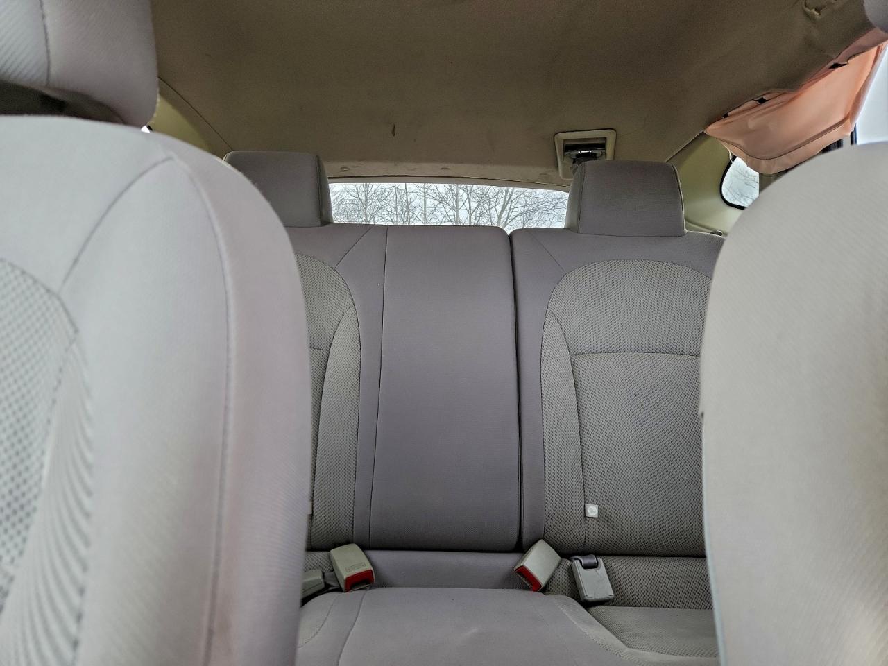 Nissan Rogue S Image 6