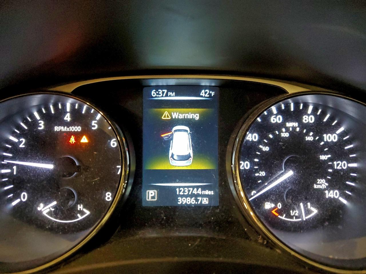 Nissan Rogue S Image 11