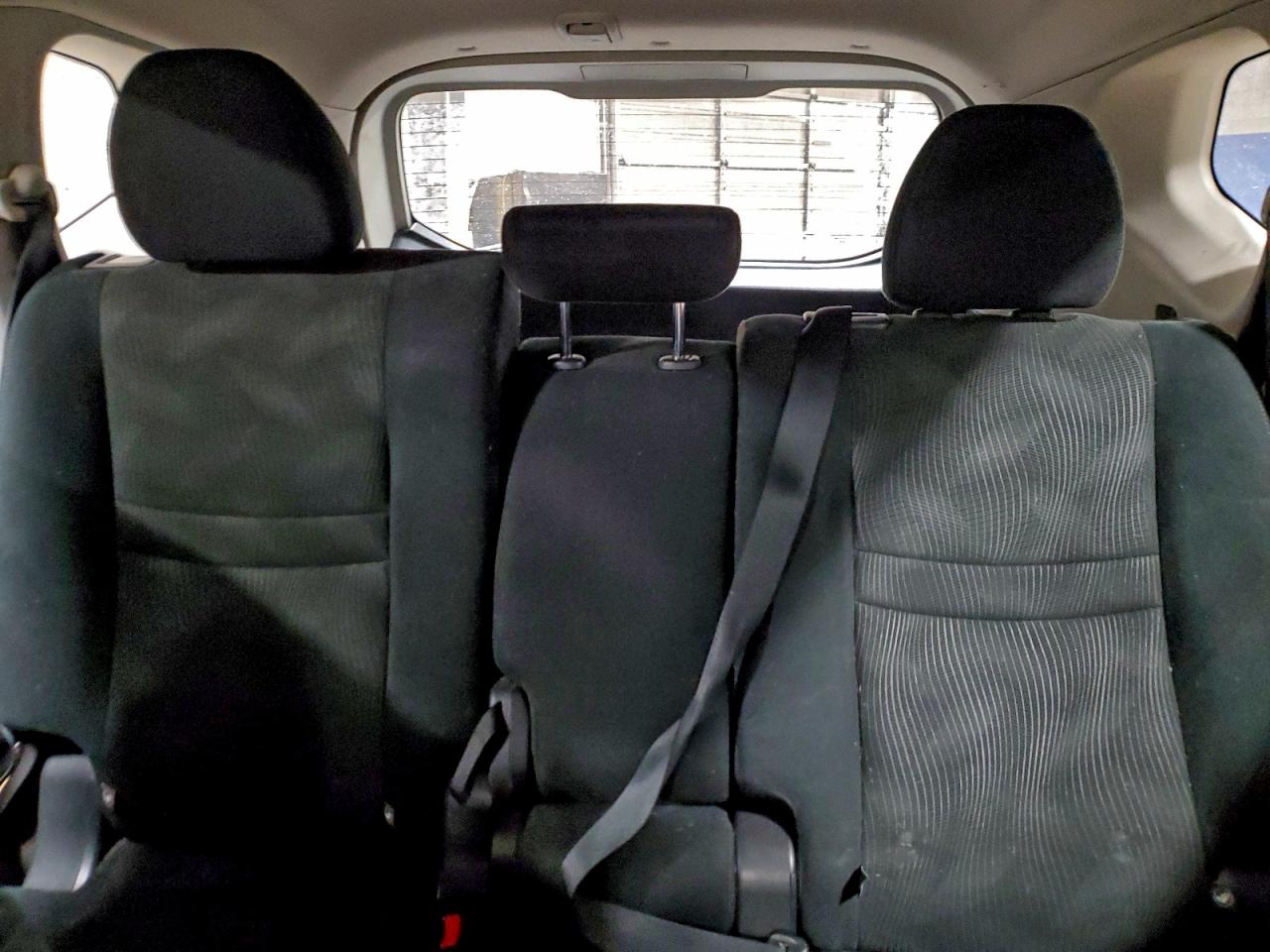 Nissan Rogue S Image 9