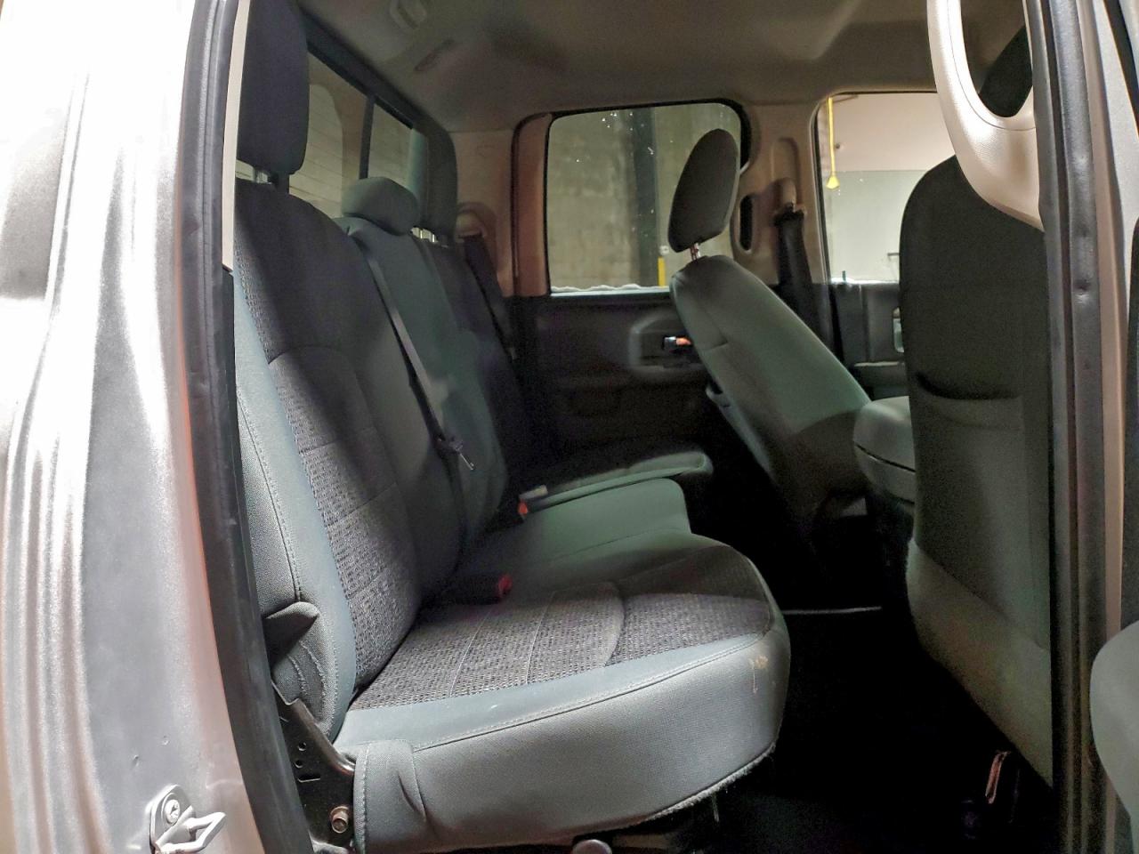 Ram 1500 Slt Image 6