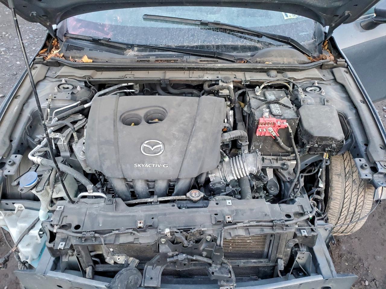 Mazda 3 Premium Image 8