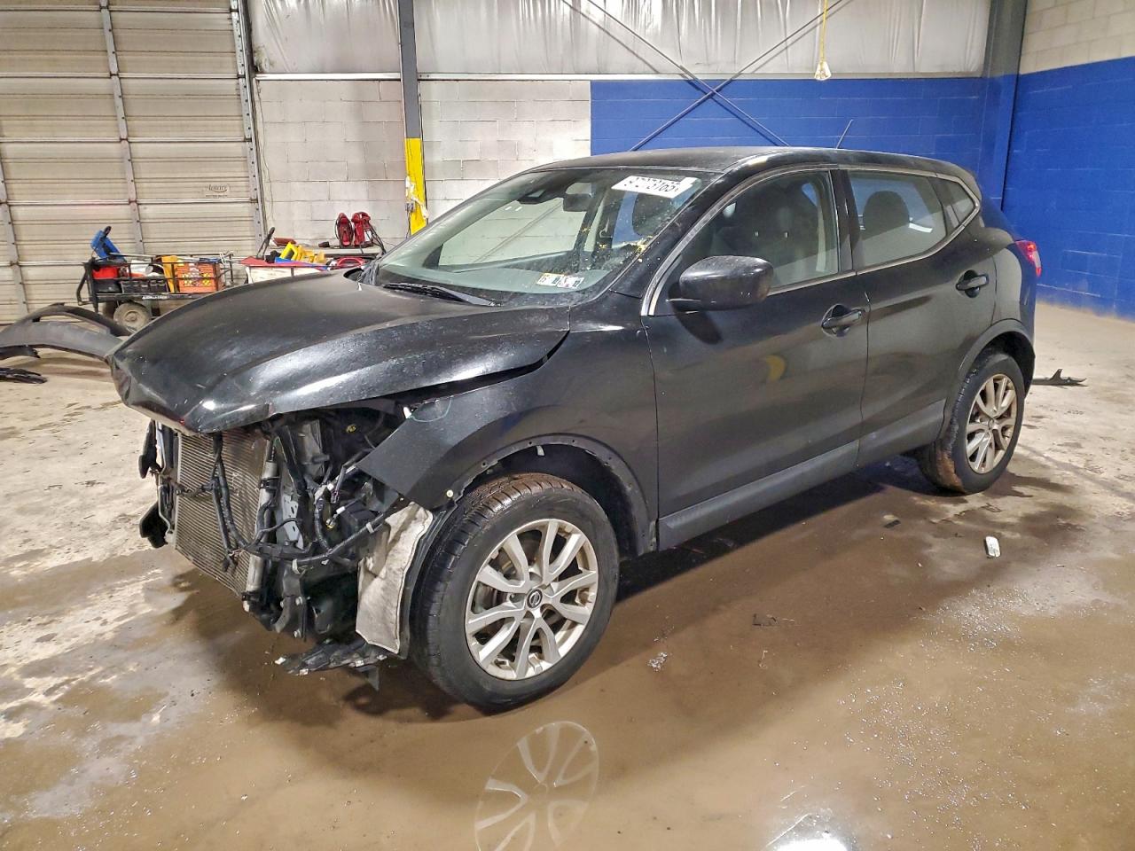 Nissan Rogue S Image 1