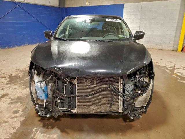 Nissan Rogue S Image 2