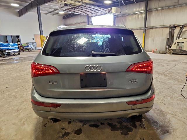 Audi Q5 Premium Image 2