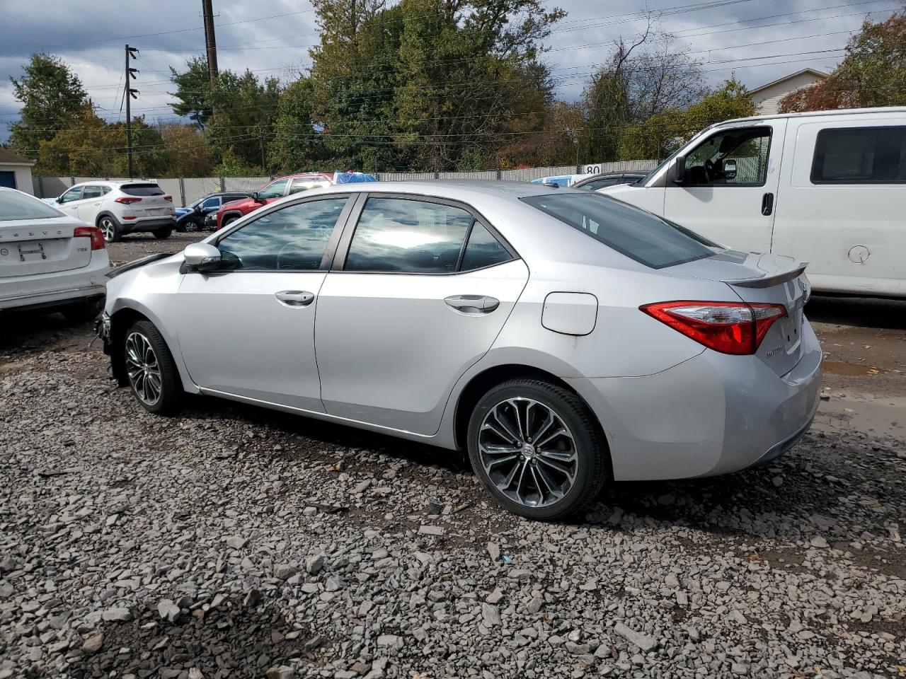 Toyota Corolla L Image 12