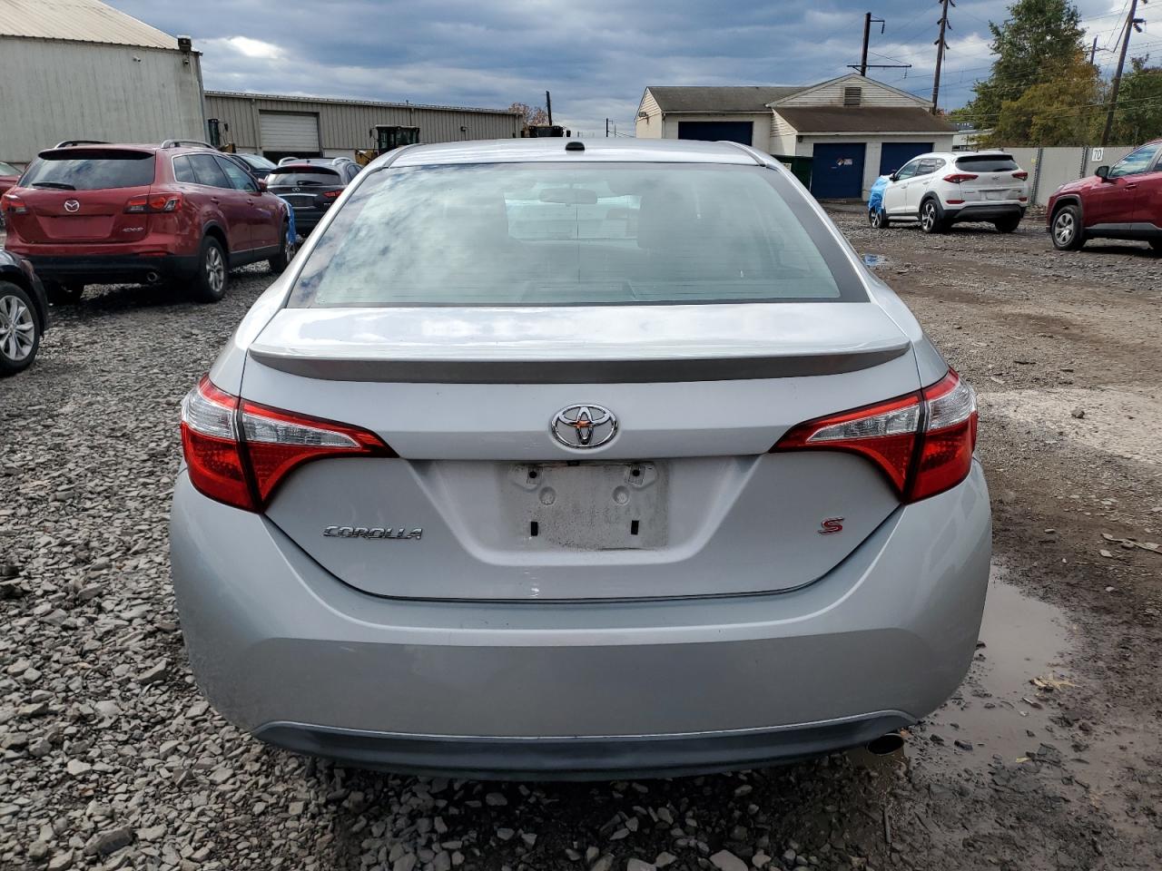 Toyota Corolla L Image 7