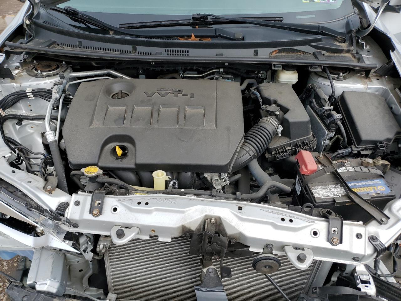 Toyota Corolla L Image 10