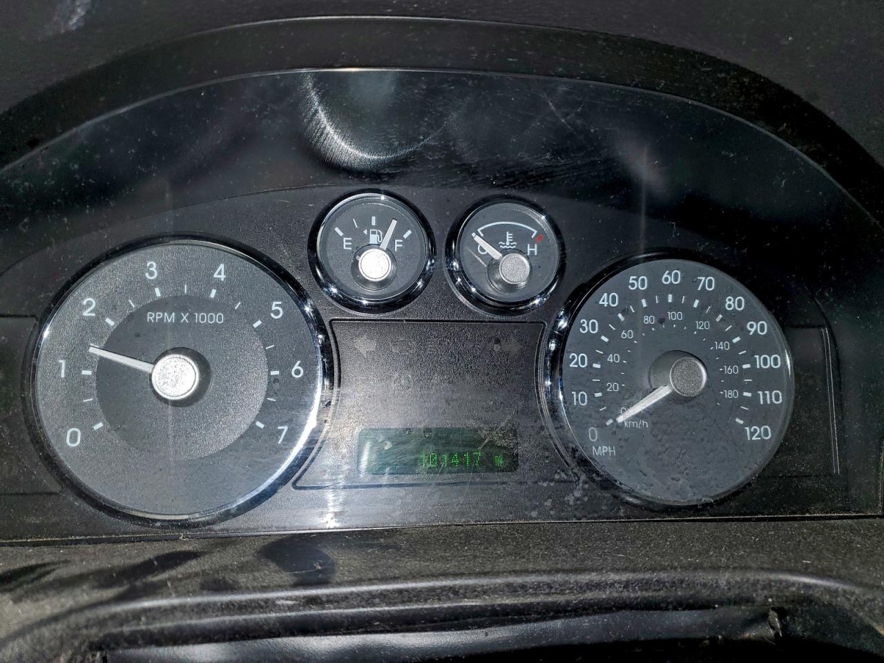 Mercury Milan Image 11