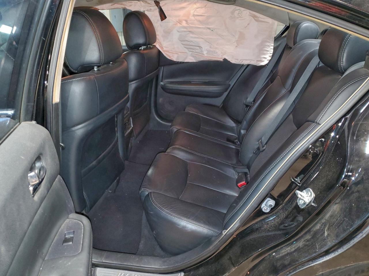 Nissan Maxima S Image 5