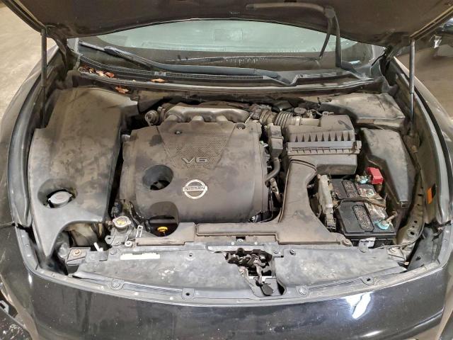 Nissan Maxima S Image 8