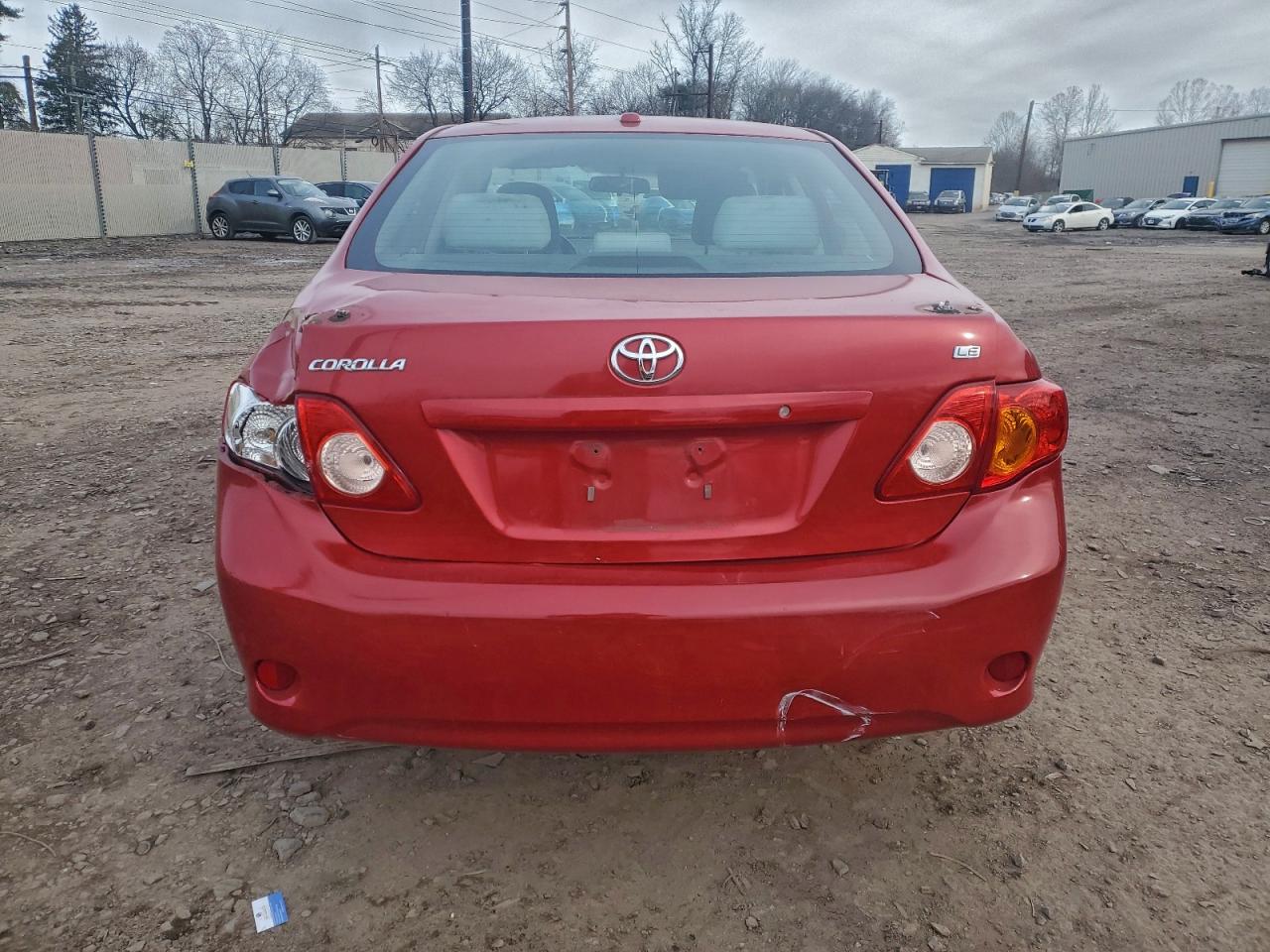 Toyota Corolla Base Image 12