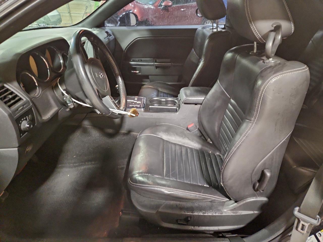 Dodge Challenger R/t Image 7