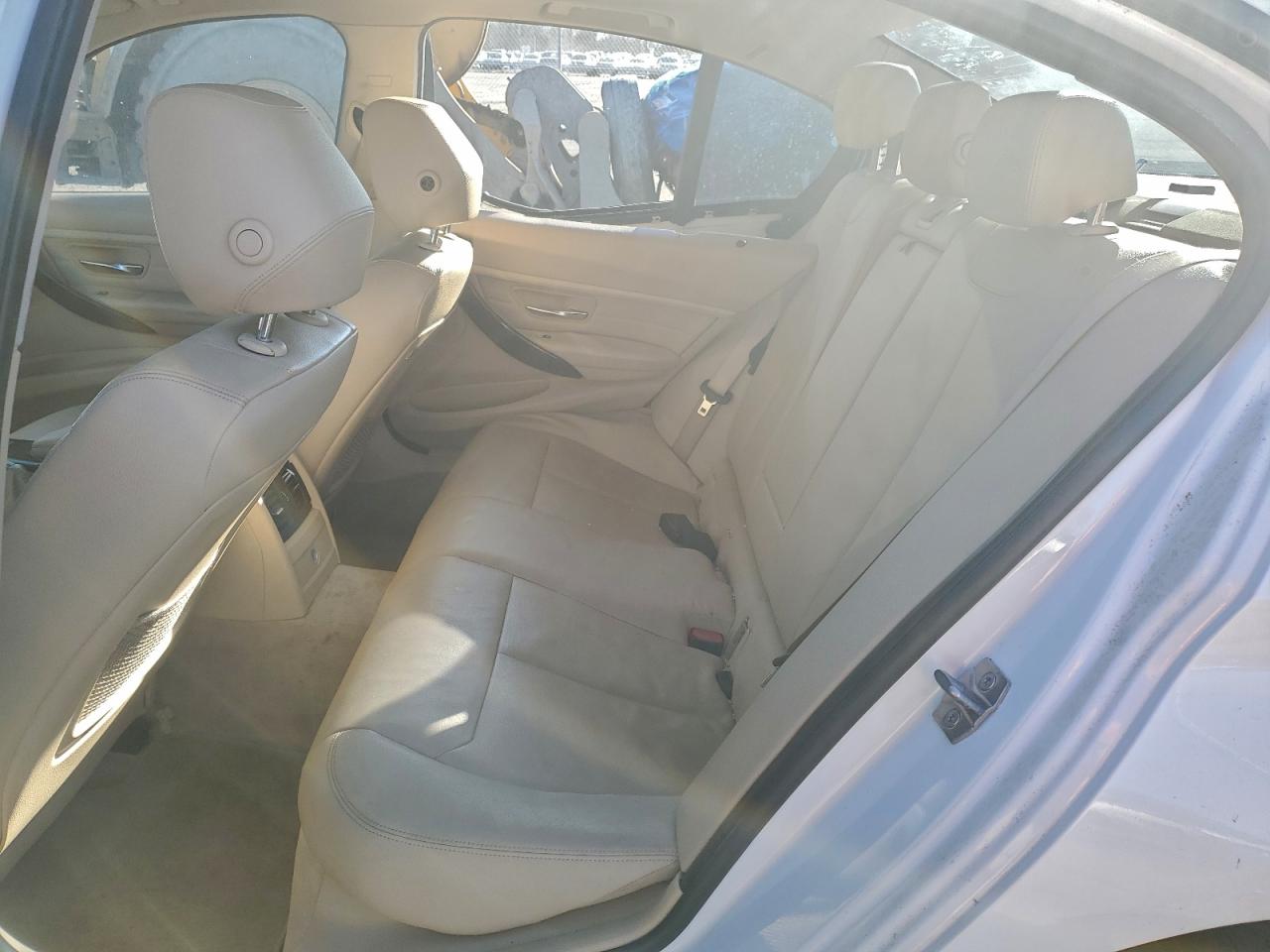 BMW 3 Series Xi Sulev Image 10