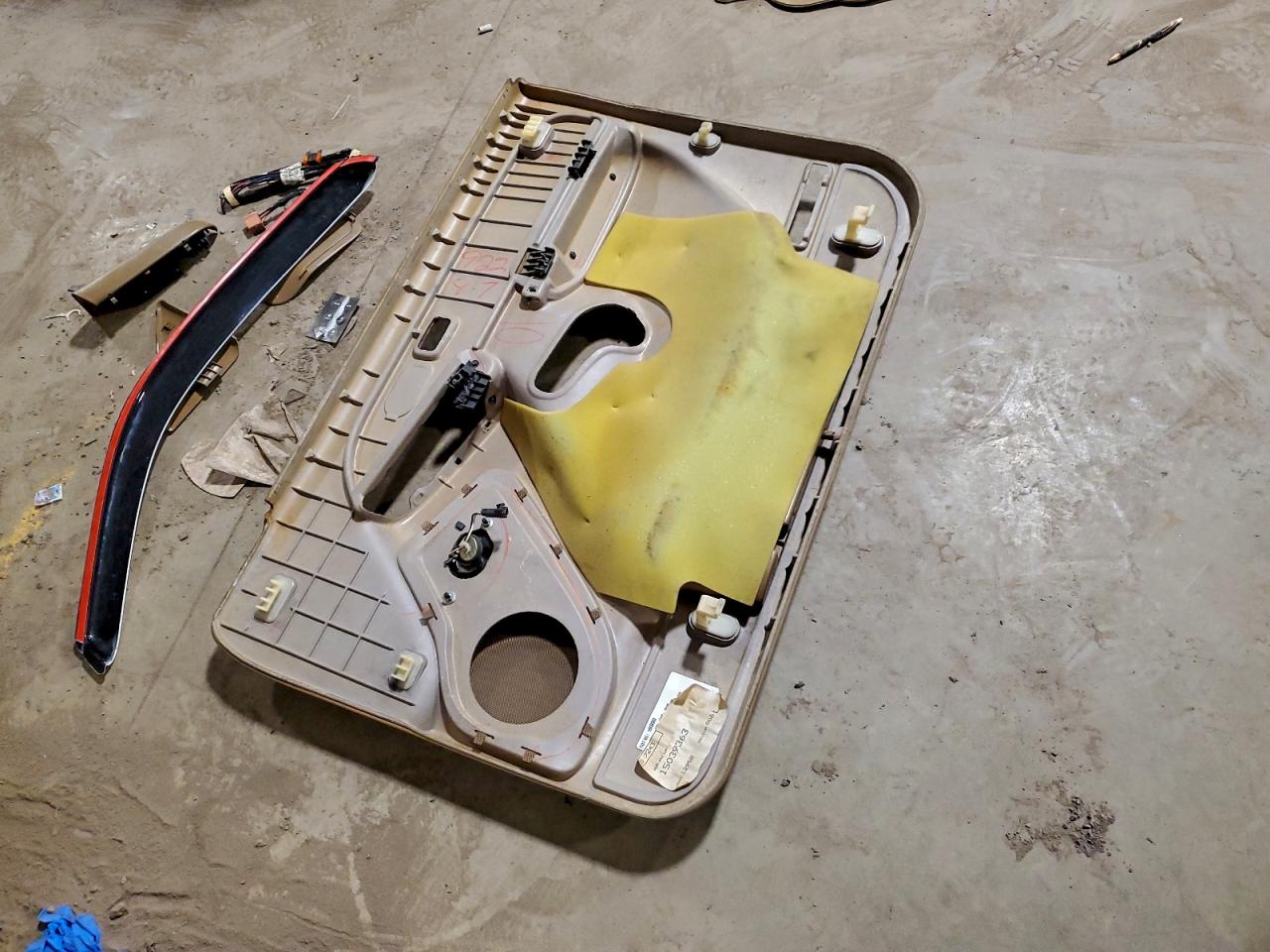 Chevrolet Silverado K1500 Image 7