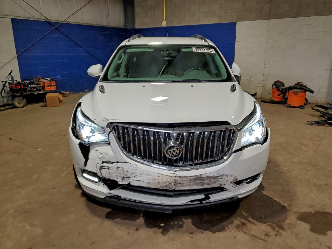 Buick Enclave Image 5