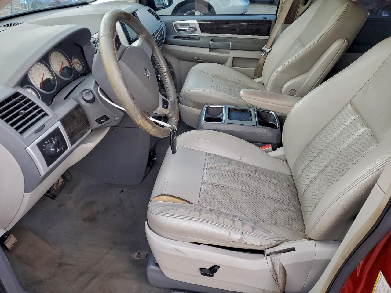 Dodge Caravan Sxt Image 2