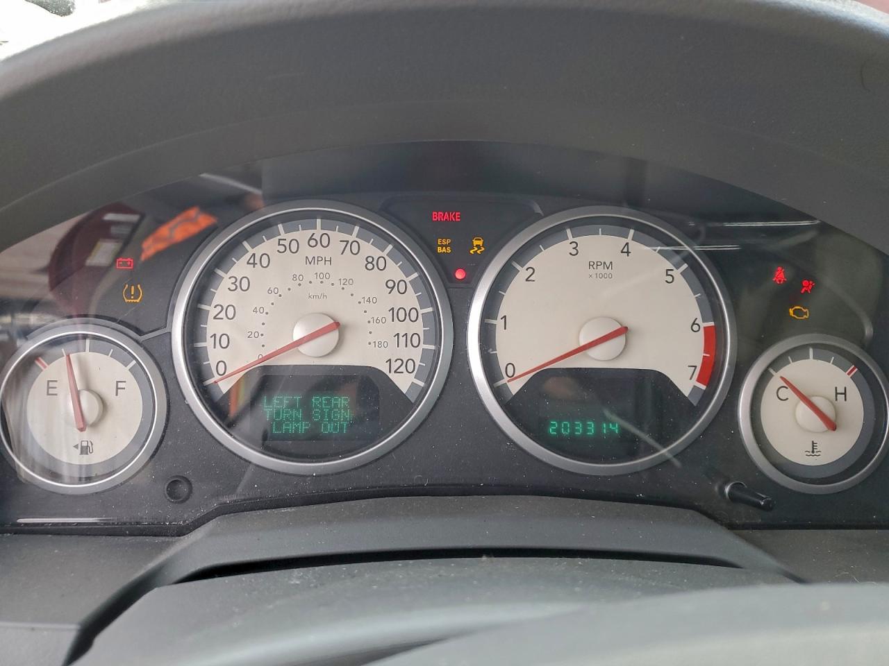 Dodge Caravan Sxt Image 4