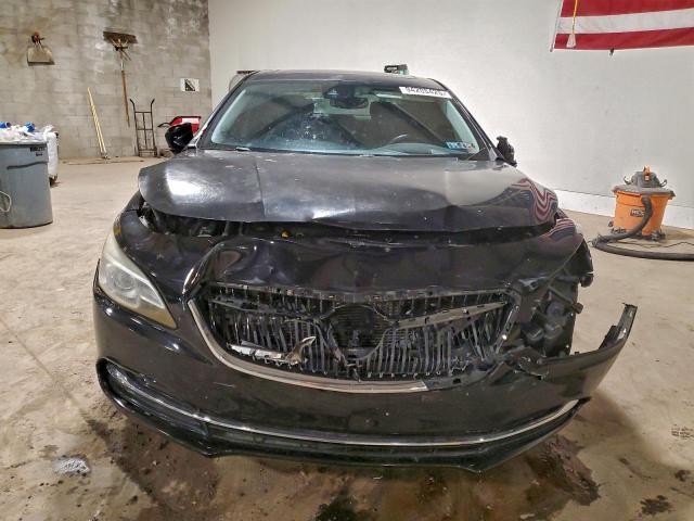 Buick LaCrosse Premium Image 2