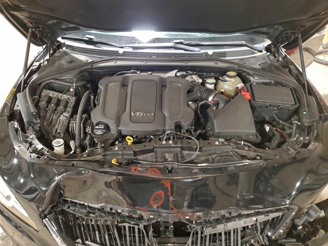 Buick LaCrosse Premium Image 5