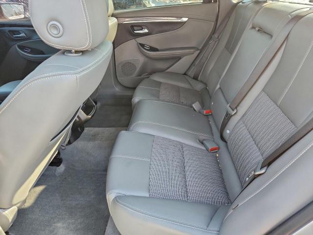 Chevrolet Impala Lt Image 3