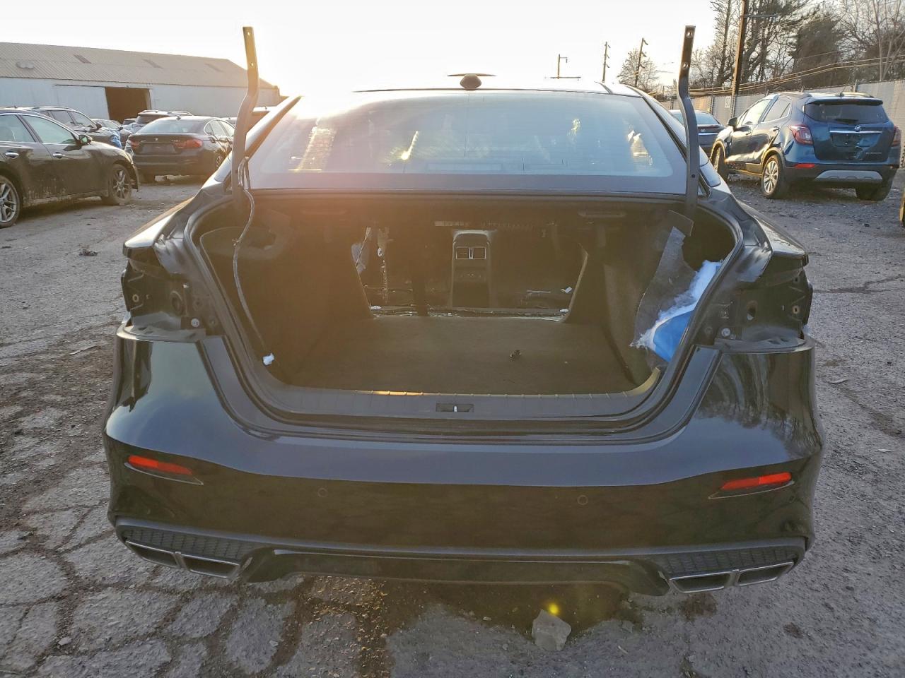 Nissan Maxima Platinum Image 7