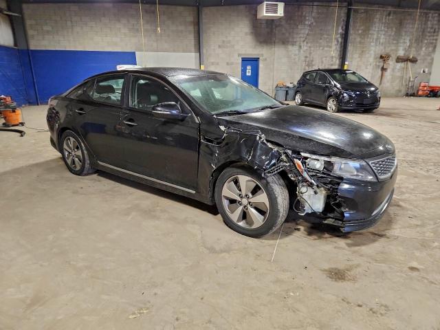 Kia Optima Hybrid Image 11
