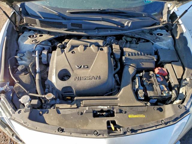 Nissan Maxima 3.5s Image 12