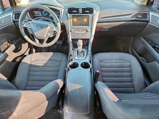 Ford Fusion Se Image 9