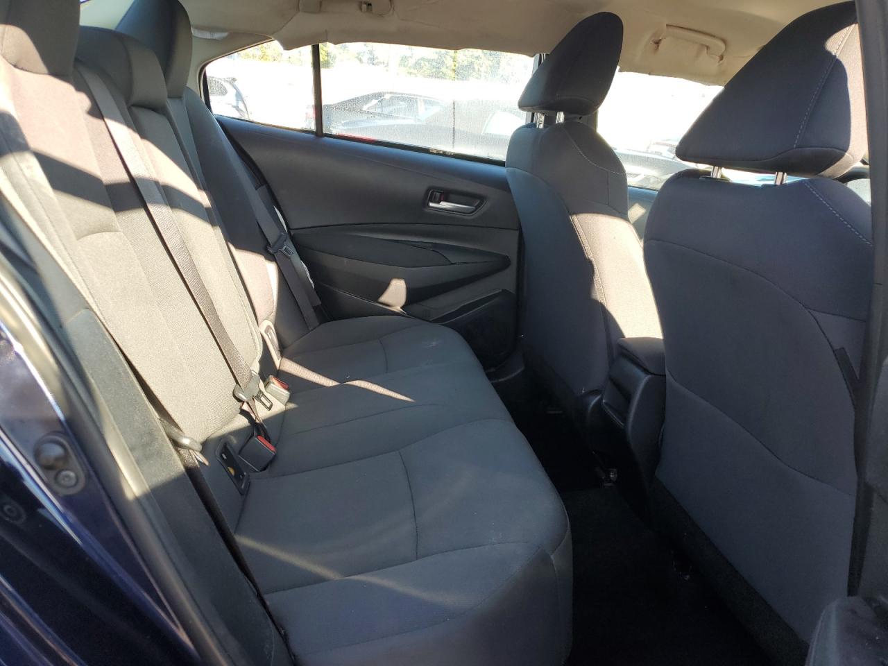 Toyota Corolla Le Image 3