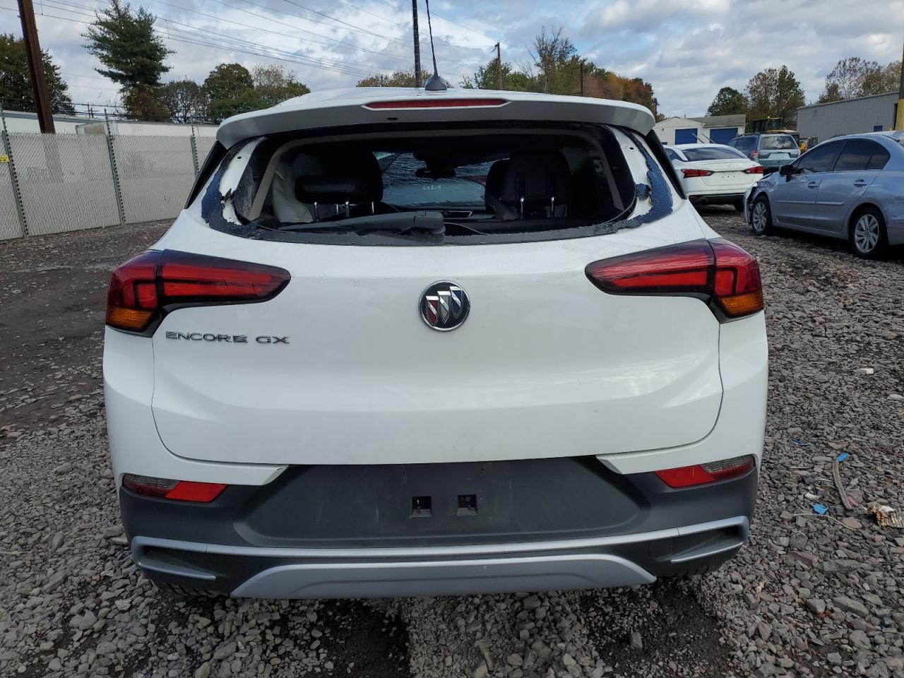 Buick Encore Preferred Image 8