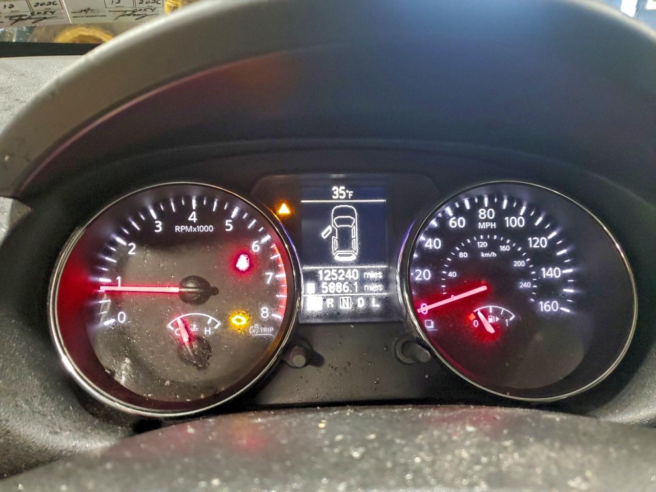 Nissan Rogue S Image 10