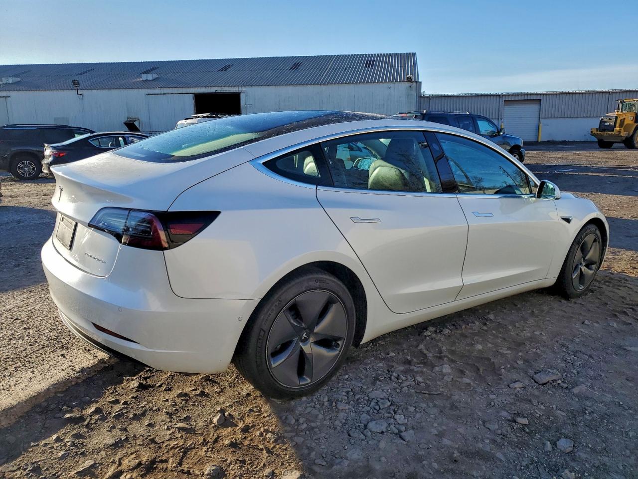Tesla Model 3 Image 3