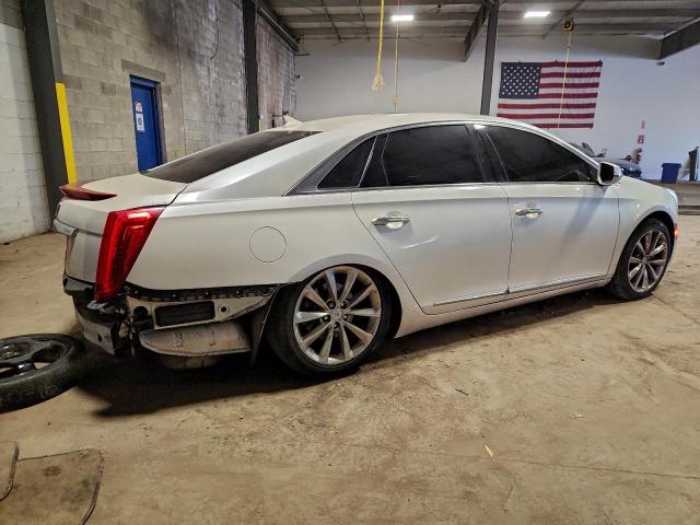 Cadillac XTS Luxury Collection Image 2