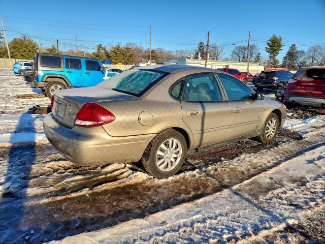 Ford Taurus Se Image 5