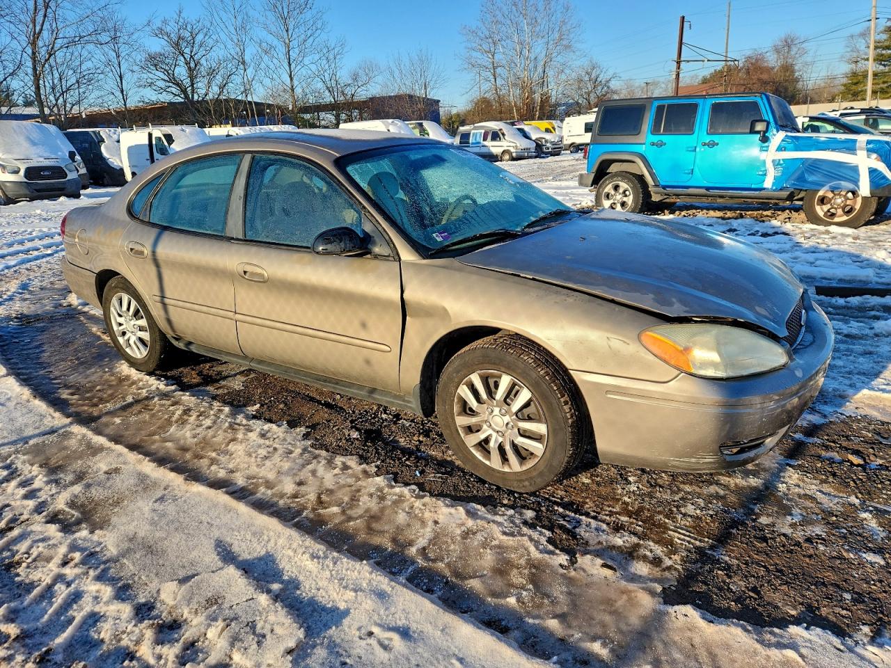 Ford Taurus Se Image 2