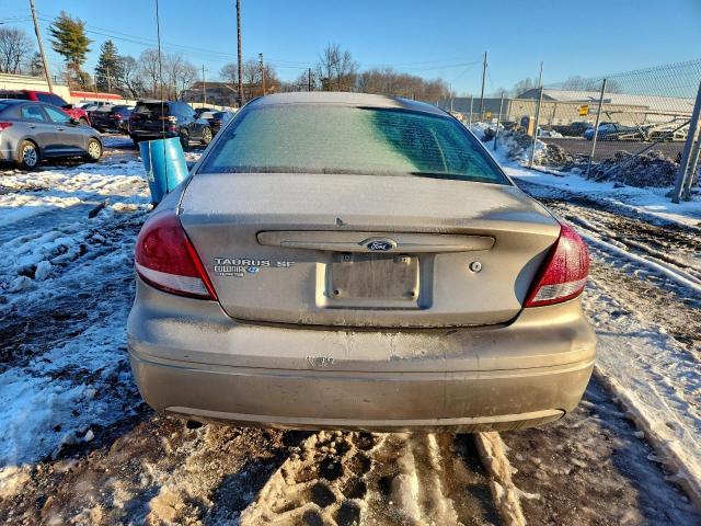 Ford Taurus Se Image 7